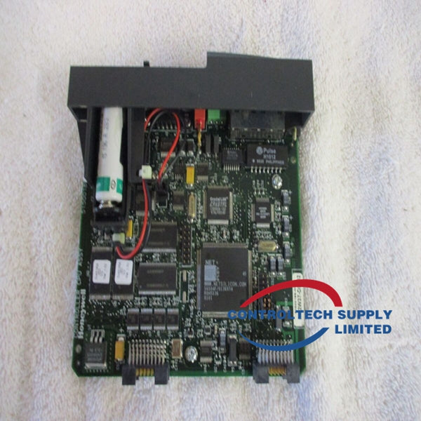 Honeywell 900C51-0001 ControlEdge HC900 Nəzarətçi Stokdadır