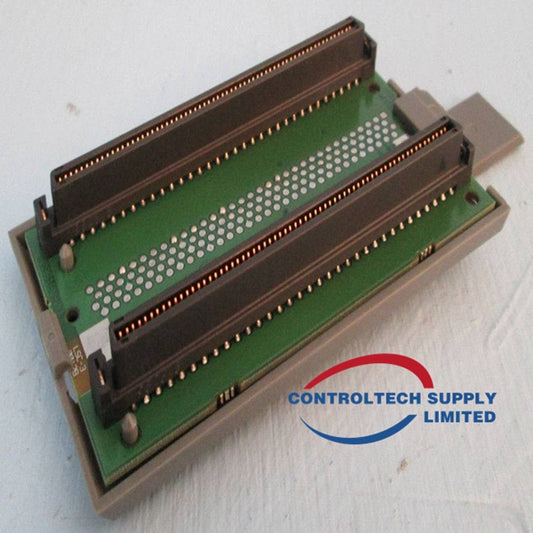 Módulo conector FOXBORO P0961BS-OC En stock